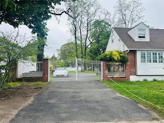 224 Park Ave, Roosevelt, NY 11575