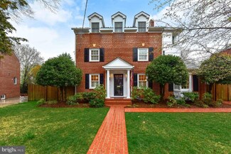 504 Ivy Cir, Alexandria, VA 22302