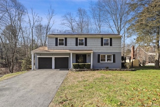 9 Peter Beet Dr, Cortlandt, NY 10567