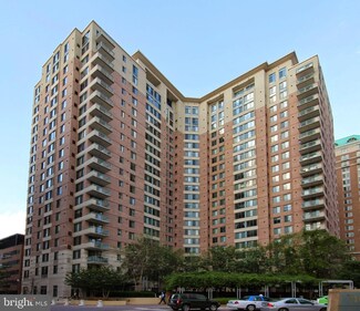 851 N Glebe Rd Unit 310, Arlington, VA 22203