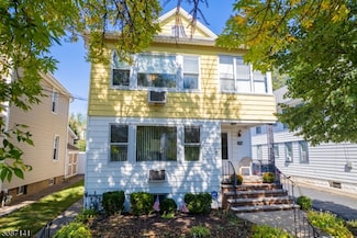 322 Willow Ave, Garwood, NJ 07027