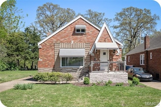 9012 Rosemary Ave, Saint Louis, MO 63123