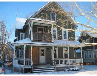 28 Princeton St Unit 30, Springfield, MA 01109