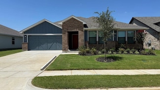1756 River Bend Rd, Burleson, TX 76028