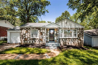 8133 Titus Rd, Saint Louis, MO 63114