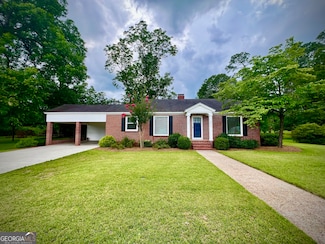 319 N Line St, Dexter, GA 31019