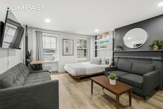 5 Charles St Unit 1F, New York, NY 10014