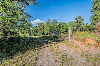 8066 Plano Rd, Bowling Green, KY 42104