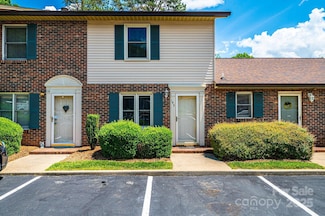 1330 5th St NE Unit 145, Hickory, NC 28601