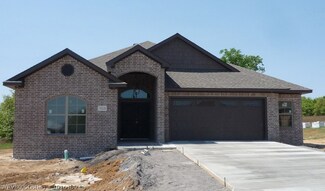 9324 Harvest Ct, Barling, AR 72923