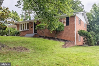 7411 Wellesley Dr, College Park, MD 20740