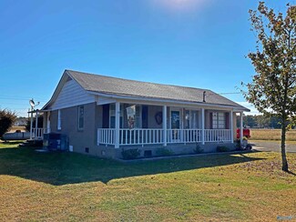245 Brockway Rd, Owens Cross Roads, AL 35763