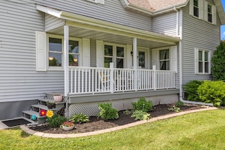 1305 Whippletree Ln, Neenah, WI 54956