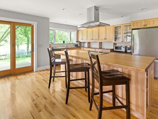 193 Beaver Creek Rd, Shelburne, VT 05482