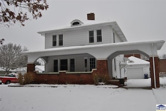 559 Mulberry St, Clinton, IN 47842