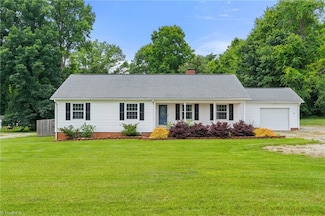 5218 Appomattox Rd, Pleasant Garden, NC 27313