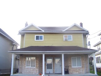 949-951 Lincoln St, Dickson City, PA 18519
