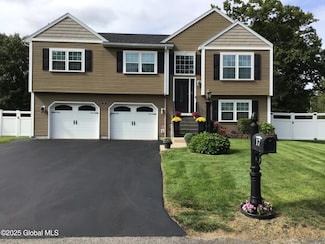 17 Kenjack Terrace, Albany, NY 12205