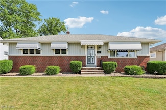 10424 Moore Dr, Parma, OH 44130