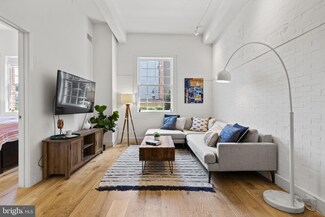 1324 E St SE Unit 101, Washington, DC 20003