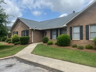 220 Heritage Ct W, Greenwood, SC 29646