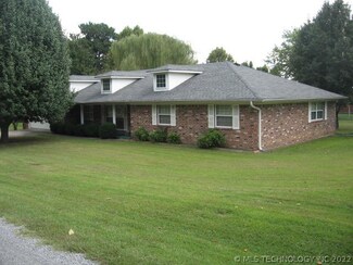1202 NW Mimosa Dr, Stigler, OK 74462