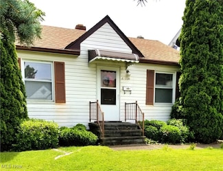 21050 N Vine Ave, Cleveland, OH 44119