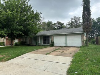 1502 Darlene Ln, Arlington, TX 76010