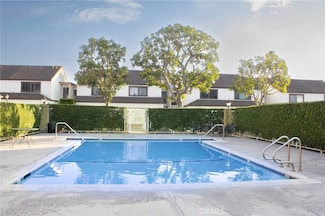 821 S Cerritos Ave Unit 13, Azusa, CA 91702