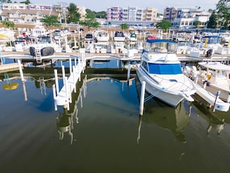 90 Harbor Landing, New Buffalo, MI 49117