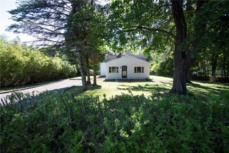2712 W Bardonner Rd, Gibsonia, PA 15044