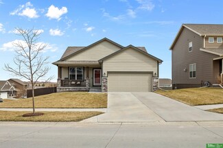 8225 N 172nd St, Bennington, NE 68007