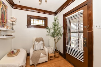 3271 S 10th St, Milwaukee, WI 53215