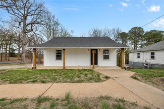 306 Main St, Herculaneum, MO 63048