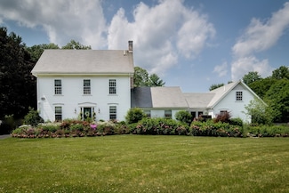 178 Dedham St, Dover, MA 02030