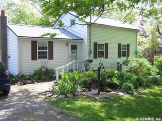 3264 State Route 14, Lyons, NY 14489