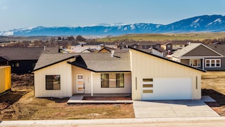 1454 Stone Ridge Dr, Ranchester, WY 82839