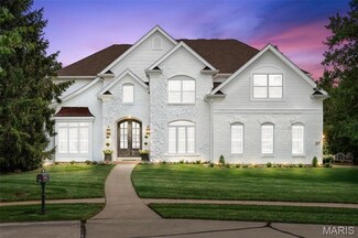 1201 Parkway Meadow Ct, Ballwin, MO 63021