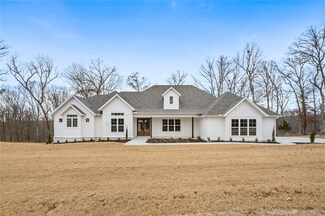 580 Forrest Dr, Pea Ridge, AR 72751