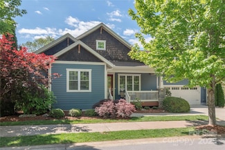 4 Silo View Ct, Asheville, NC 28804
