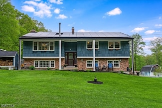 1011 Stillwater Rd, Newton, NJ 07860