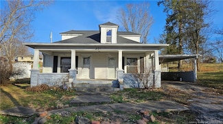 207 East St NW, Depauw, IN 47115