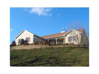 3 Scenery Blvd, Monessen, PA 15062