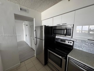 1500 Bay Rd Unit 1070S, Miami Beach, FL 33139