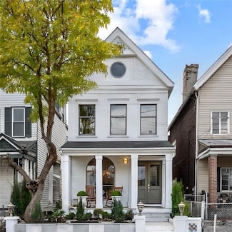 32 Mayflower St, Pittsburgh, PA 15206