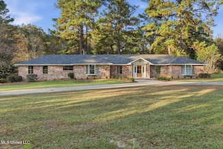 14 Sylwood Place, Jackson, MS 39209