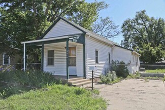 1318 S Meridian Ave, Wichita, KS 67213
