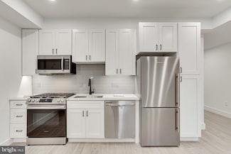 646 Newton Place NW Unit 1, Washington, DC 20010