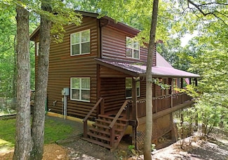 3373 Hardscrabble Rd, Mineral Bluff, GA 30559