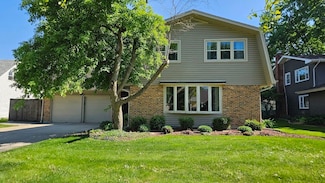 4633 Gettysburg Dr, Rolling Meadows, IL 60008
